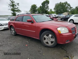 2006 Dodge Magnum z VIN 2D8GZ57226H348199, wystawiony jako Copart lot #57890235 z przebiegiem 205 057 mil mil oraz Tytuł czysty. Historia ofert i sprzedaży dostępna na DreamBid. Obrazek 4.