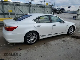 2010 Lexus LS 460 z VIN JTHBL5EFXA5097219, wystawiony jako Copart lot #52623605 z przebiegiem 147 710 mil mil oraz Nie do naprawy • Non repairable. Historia ofert i sprzedaży dostępna na DreamBid. Obrazek 3.