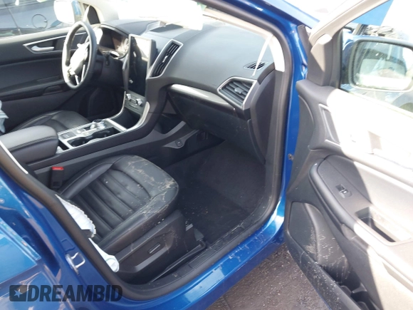2024 Ford Edge SEL z VIN 2FMPK4J96RBA12822, wystawiony jako IAAI lot #41940628 z przebiegiem 8 981 mil mil oraz . Historia ofert i sprzedaży dostępna na DreamBid. Obrazek 5.