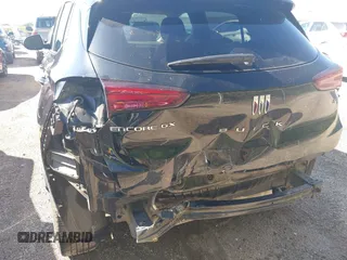 2024 Buick Encore GX Sport Touring z VIN KL4AMDSL3RB083426, wystawiony jako IAAI lot #42067872 z przebiegiem 45 504 mil mil oraz . Historia ofert i sprzedaży dostępna na DreamBid. Obrazek 6.