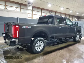 2024 Ford Super Duty F-250 SRW XL with VIN 1FT7W2BN9REE29624, listed as a Copart auction lot 51914385 with 21,560 mi miles and Clean Title. Bid and sale history available at carsss.com. Image 3.