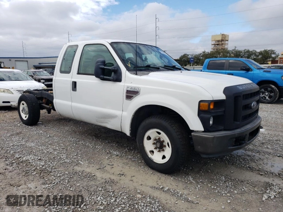 2008 Ford Super Duty F-250 SRW XL with VIN 1FTSX20RX8EB43129, listed as a Copart auction lot 41596075 with 222,514 mi miles and Clean Title. Bid and sale history available at carsss.com. Image 4.
