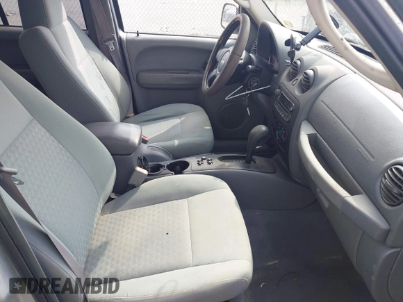2006 Jeep Liberty Sport with VIN 1J4GL48K46W230661, listed as a IAAI auction lot 41786555 with 134,405 mi miles and . Bid and sale history available at carsss.com. Image 5.