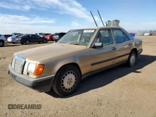 1987 Mercedes-Benz 300 with VIN WDBEA30D7HA517064, listed as a Copart auction lot 71492104 with 83,414 mi miles and Clean Title. Bid and sale history available at carsss.com. Image 1.