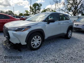 2022 Toyota Corolla Cross L z VIN 7MUAAAAG5NV024775, wystawiony jako Copart lot #62316605 z przebiegiem 97 114 mil mil oraz Szkoda całkowita • Salvage title. Historia ofert i sprzedaży dostępna na DreamBid. Obrazek 1.