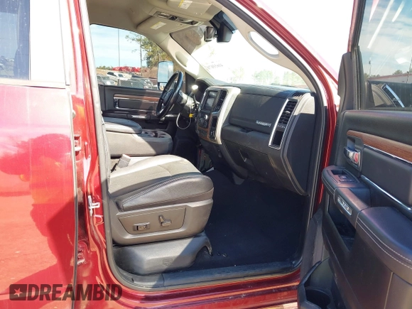 2018 Ram 2500 Laramie с VIN 3C6UR5FL9JG206461, выставлен на аукционе IAAI как лот 41655870 с пробегом 124 386 миль миль и . История ставок и продаж доступна на DreamBid. Изображение 5.
