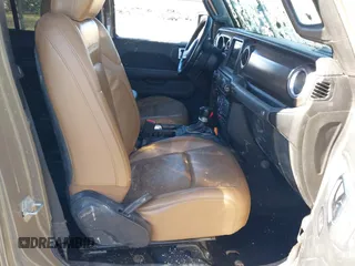 2020 Jeep Gladiator Rubicon with VIN 1C6JJTBGXLL179381, listed as a IAAI auction lot 41351246 with Not Provided miles and . Bid and sale history available at DreamBid. Image 5.