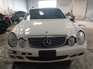 2006 Mercedes-Benz E 320 CDI with VIN WDBUF26J56A957981, listed as a IAAI auction lot 41582669 with 309,652 mi miles and . Bid and sale history available at DreamBid. Image 13.