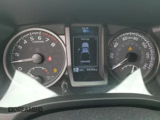 2022 Toyota Tacoma SR with VIN 3TMCZ5AN3NM482137, listed as a Copart auction lot 59908905 with 44,764 mi miles and Salvage title. Bid and sale history available at DreamBid. Image 9.