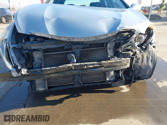 2011 Hyundai Sonata Limited with VIN 5NPEC4AC4BH289581, listed as a IAAI auction lot 41243023 with 129,972 mi miles and . Bid and sale history available at DreamBid. Image 6.