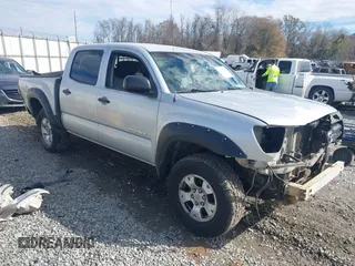 2006 Toyota Tacoma PreRunner z VIN 3TMJU62N76M026766, wystawiony jako IAAI lot #41418113 z przebiegiem 273 313 mil mil oraz . Historia ofert i sprzedaży dostępna na DreamBid. Obrazek 1.