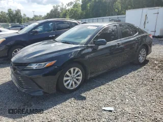 2018 Toyota Camry LE с VIN 4T1B11HK2JU576227, выставлен на аукционе Copart как лот 61242615 с пробегом 145 358 миль миль и Чистый • Clean title. История ставок и продаж доступна на DreamBid. Изображение 1.