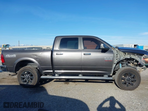 2018 Ram 2500 Big Horn with VIN 3C6UR5DL2JG217613, listed as a IAAI auction lot 41787606 with 101,712 mi miles. Bid and sale history available at carsss.com. Image 14.