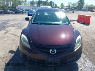2011 Mazda Mazda6 i Sport with VIN 1YVHZ8BH0B5M04586, listed as a IAAI auction lot 42049308 with 136,802 mi miles. Bid and sale history available at carsss.com. Image 13.