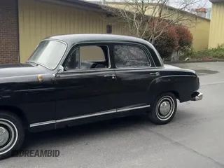 1959 Mercedes-Benz 190 z VIN 9502444, wystawiony jako Copart lot #51129795 z przebiegiem 73 201 mil mil oraz Czysty tytuł • Clean title. Historia ofert i sprzedaży dostępna na DreamBid. Obrazek 11.