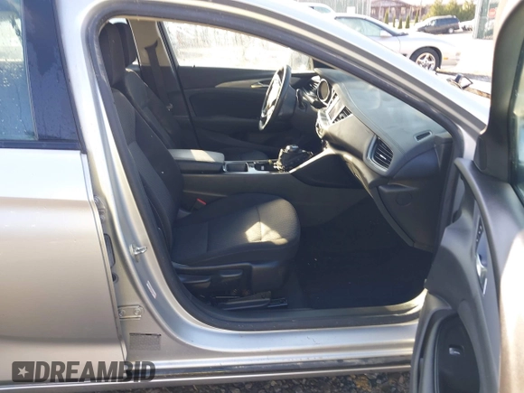 2019 Buick Regal Preferred with VIN W04GL6SX6K1010154, listed as a IAAI auction lot 41732473 with 38,736 mi miles and . Bid and sale history available at DreamBid. Image 5.