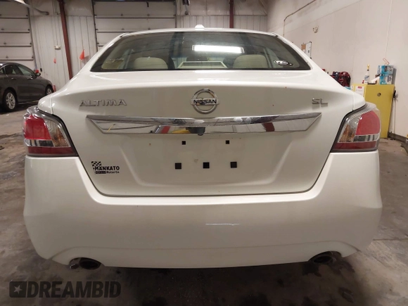 2015 Nissan Altima S with VIN 1N4AL3AP9FN310352, listed as a IAAI auction lot 41902234 with 60,132 mi miles and . Bid and sale history available at DreamBid. Image 17.
