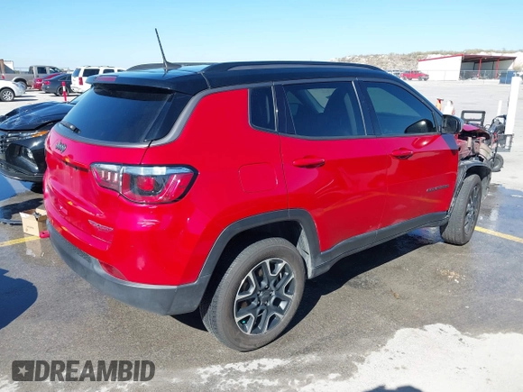 2020 Jeep Compass Trailhawk z VIN 3C4NJDDB5LT162915, wystawiony jako IAAI lot #41654603 z przebiegiem 89 316 mil mil oraz . Historia ofert i sprzedaży dostępna na DreamBid. Obrazek 4.