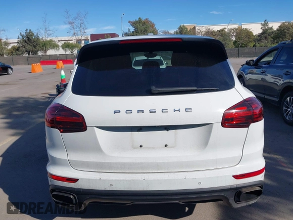 2017 Porsche Cayenne with VIN WP1AA2A26HKA91514, listed as a IAAI auction lot 41484197 with 110,212 mi miles. Bid and sale history available at carsss.com. Image 16.