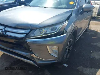 2018 Mitsubishi Eclipse Cross SE z VIN JA4AT5AA0JZ037573, wystawiony jako IAAI lot #42041908 z przebiegiem 143 391 mil mil oraz . Historia ofert i sprzedaży dostępna na DreamBid. Obrazek 6.