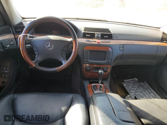 2004 Mercedes-Benz S-Class 4.3L with VIN WDBNG83J24A424430, listed as a Copart auction lot 76927414 with 221,560 mi miles and Salvage Title. Bid and sale history available at carsss.com. Image 8.