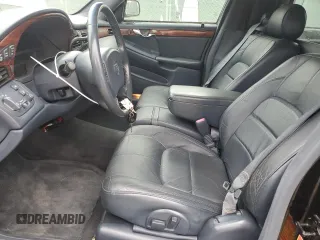 2005 Cadillac DTS Professional 1SH z VIN 1GEEH00Y25U500110, wystawiony jako Copart lot #44222285 z przebiegiem 82 553 mil mil oraz Tytuł czysty. Historia ofert i sprzedaży dostępna na DreamBid. Obrazek 7.
