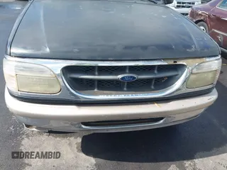 1998 Ford Explorer XL z VIN 1FMZU34E4WZB88783, wystawiony jako IAAI lot #42260171 z przebiegiem 290 582 mil mil oraz . Historia ofert i sprzedaży dostępna na DreamBid. Obrazek 6.