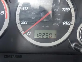 2002 Honda CR-V EX with VIN SHSRD78882U012165, listed as a IAAI auction lot 42162827 with 182,501 mi miles. Bid and sale history available at carsss.com. Image 7.