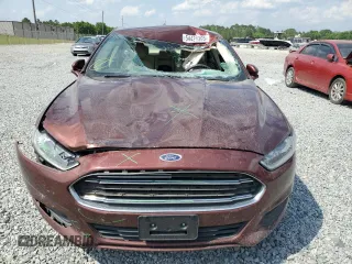 2016 Ford Fusion SE with VIN 3FA6P0H75GR391573, listed as a Copart auction lot 54421395 with 100,489 mi miles and Salvage title. Bid and sale history available at DreamBid. Image 5.