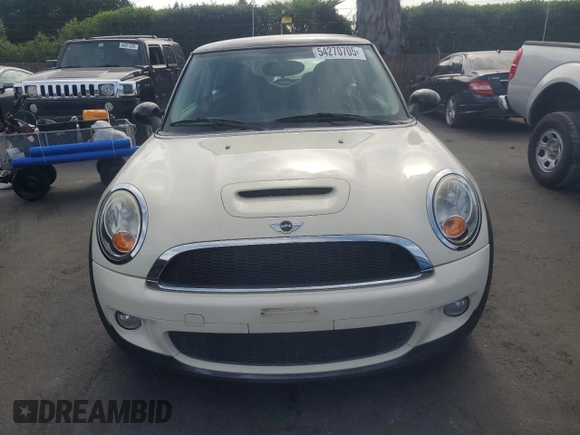 2010 MINI Hardtop S with VIN WMWMF7C59ATZ69213, listed as a Copart auction lot 54270705 with 77,594 mi miles and Salvage Title. Bid and sale history available at DreamBid. Image 5.