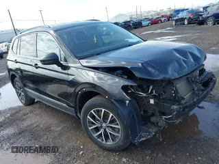 2020 Volkswagen Tiguan SE with VIN 3VV2B7AX5LM091857, listed as a IAAI auction lot 41922727 with 83,464 mi miles and . Bid and sale history available at DreamBid. Image 1.