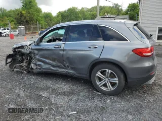 2016 Mercedes-Benz GLC 300 z VIN WDC0G4KB5GF014429, wystawiony jako Copart lot #55253375 z przebiegiem 103 195 mil mil oraz Szkody całkowita. Historia ofert i sprzedaży dostępna na DreamBid. Obrazek 2.