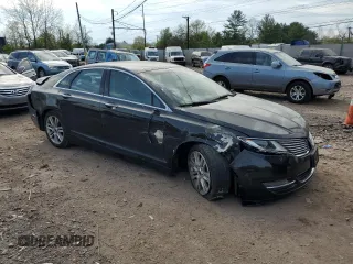 2013 Lincoln MKZ z VIN 3LN6L2J90DR818503, wystawiony jako Copart lot #54716715 z przebiegiem 114 227 mil mil oraz Szkody całkowita. Historia ofert i sprzedaży dostępna na DreamBid. Obrazek 4.