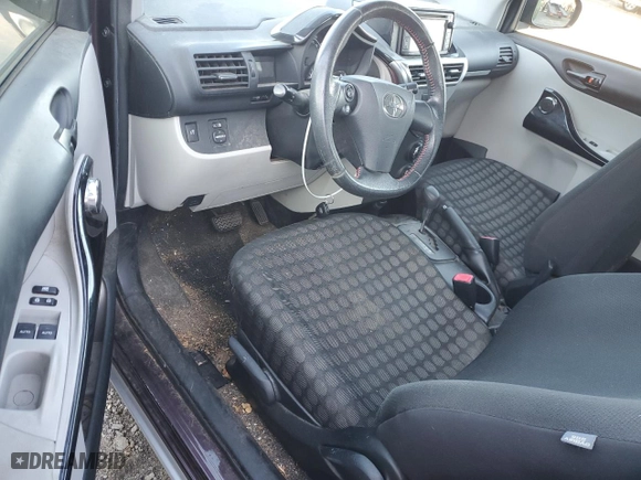 2014 Scion iQ with VIN JTNJJXB04EJ028422, listed as a Copart auction lot 83684604 with NaN miles and Salvage Title. Bid and sale history available at carsss.com. Image 8.