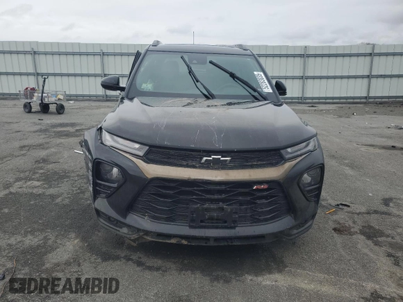 2023 Chevrolet TrailBlazer RS with VIN KL79MTSL6PB128260, listed as a Copart auction lot 52283035 with 55,086 mi miles and Salvage Title. Bid and sale history available at DreamBid. Image 5.