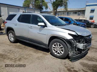 2018 Chevrolet Traverse LT Cloth with VIN 1GNERGKW7JJ259013, listed as a Copart auction lot 60332165 with 111,339 mi miles and Salvage title. Bid and sale history available at DreamBid. Image 4.