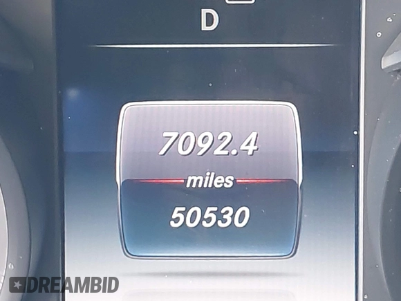 2015 Mercedes-Benz C 300 Luxury with VIN 55SWF4KB0FU024371, listed as a IAAI auction lot 42056336 with 50,530 mi miles and . Bid and sale history available at DreamBid. Image 15.