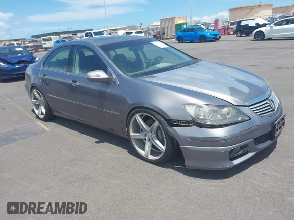 2005 Acura RL with VIN JH4KB16315C004640, listed as a IAAI auction lot 42612724 with 142,227 mi miles and . Bid and sale history available at DreamBid. Image 1.