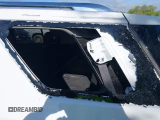 2018 Chevrolet Traverse Premier с VIN 1GNEVJKW6JJ252630, выставлен на аукционе IAAI как лот 42354347 с пробегом 130 474 миль миль и . История ставок и продаж доступна на DreamBid. Изображение 19.