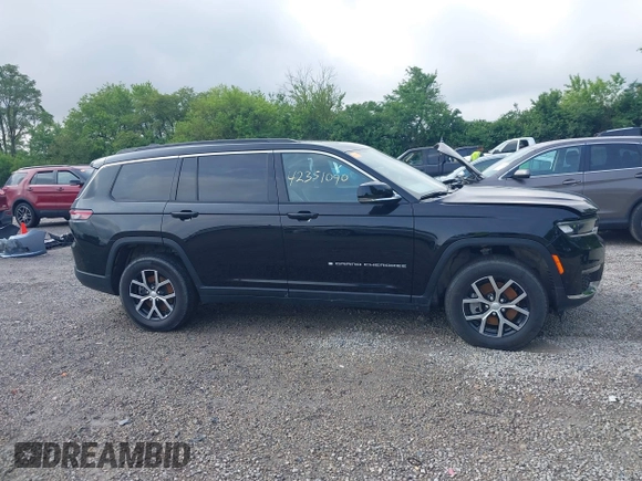 2024 Jeep Grand Cherokee Limited z VIN 1C4RJKBG5R8560752, wystawiony jako IAAI lot #42351090 z przebiegiem 28 740 mil mil oraz . Historia ofert i sprzedaży dostępna na DreamBid. Obrazek 13.