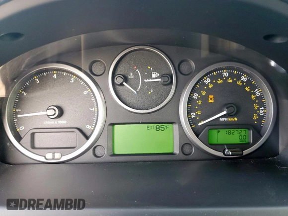 2008 Land Rover LR2 SE with VIN SALFS24N48H035300, listed as a Copart auction lot 63303985 with 182,727 mi miles and Clean title. Bid and sale history available at DreamBid. Image 9.