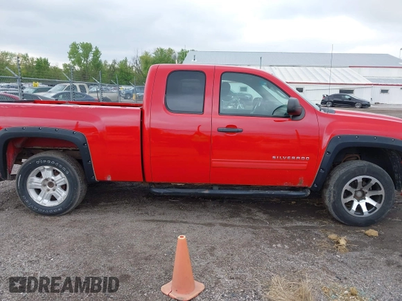 2010 Chevrolet Silverado 1500 LT with VIN 1GCSKSE34AZ201494, listed as a IAAI auction lot 42117833 with 167,573 mi miles and . Bid and sale history available at DreamBid. Image 13.