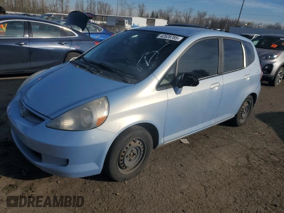 2008 Honda Fit with VIN JHMGD37428S035294, listed as a Copart auction lot 42528785 with 138,905 mi miles and Salvage Title. Bid and sale history available at carsss.com. Image 1.
