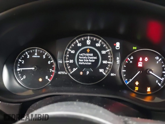 2024 Mazda CX-30 S Preferred with VIN 3MVDMBCM6RM609392, listed as a IAAI auction lot 42519708 with 40,757 mi miles and . Bid and sale history available at DreamBid. Image 7.