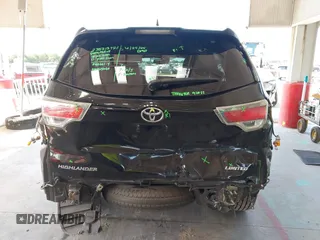 2014 Toyota Highlander Limited with VIN 5TDYKRFH0ES006562, listed as a IAAI auction lot 42629226 with 188,778 mi miles and . Bid and sale history available at DreamBid. Image 17.