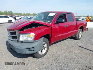 2008 Dodge Dakota z VIN 1D7HW38K48S522497, wystawiony jako IAAI lot #42104761 z przebiegiem 244 129 mil mil oraz . Historia ofert i sprzedaży dostępna na DreamBid. Obrazek 2.