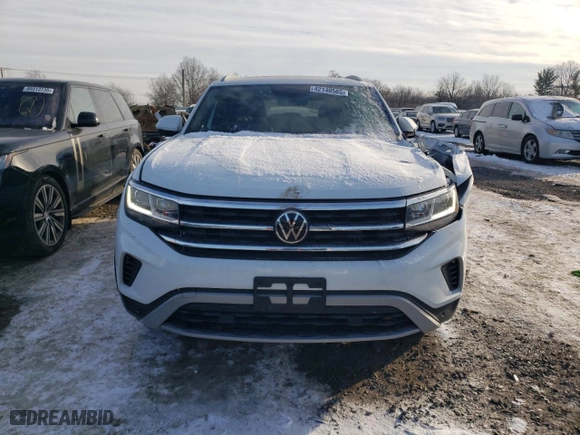 2022 Volkswagen Atlas Cross Sport 2.0T SE w/Technology with VIN 1V2JC2CA1NC201714, listed as a Copart auction lot 42140585 with 31,953 mi miles and Salvage Title. Bid and sale history available at carsss.com. Image 5.