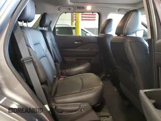 2024 Nissan Pathfinder SL z VIN 5N1DR3CD6RC272468, wystawiony jako Copart lot #58295815 z przebiegiem 5 147 mil mil oraz Szkoda całkowita • Salvage title. Historia ofert i sprzedaży dostępna na DreamBid. Obrazek 11.