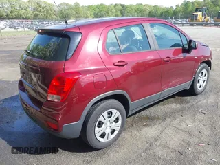 2017 Chevrolet Trax LS with VIN 3GNCJKSBXHL231417, listed as a IAAI auction lot 42032587 with 56,986 mi miles. Bid and sale history available at carsss.com. Image 4.