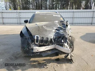 2015 Jeep Cherokee Latitude z VIN 1C4PJMCB0FW744977, wystawiony jako Copart lot #50927835 z przebiegiem 153 430 mil mil oraz Nie do naprawy • Non repairable. Historia ofert i sprzedaży dostępna na DreamBid. Obrazek 5.